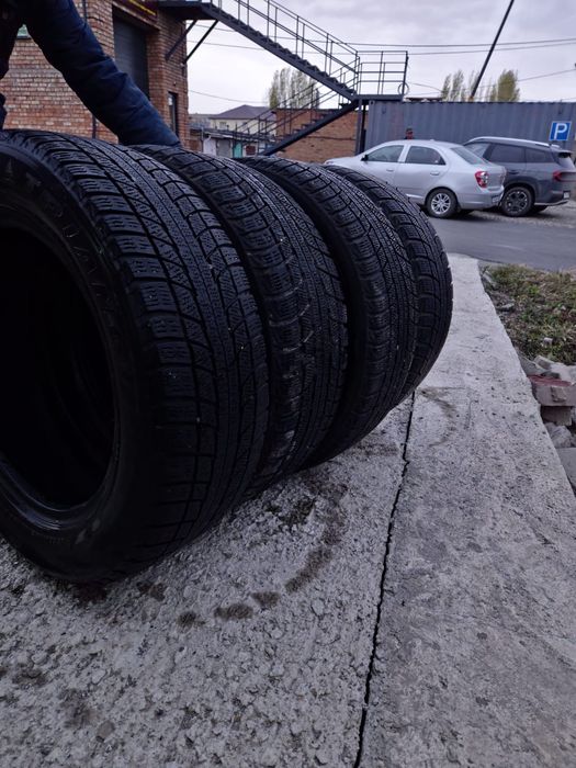 Покрышки зимние   R17