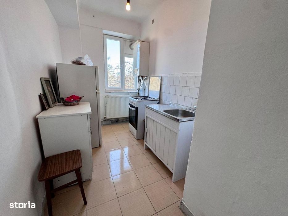 Bacău, Ateneu - apartament cu două camere