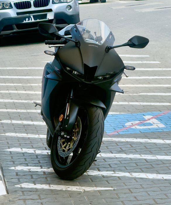Motocicleta Honda cbr 600 rr 2024