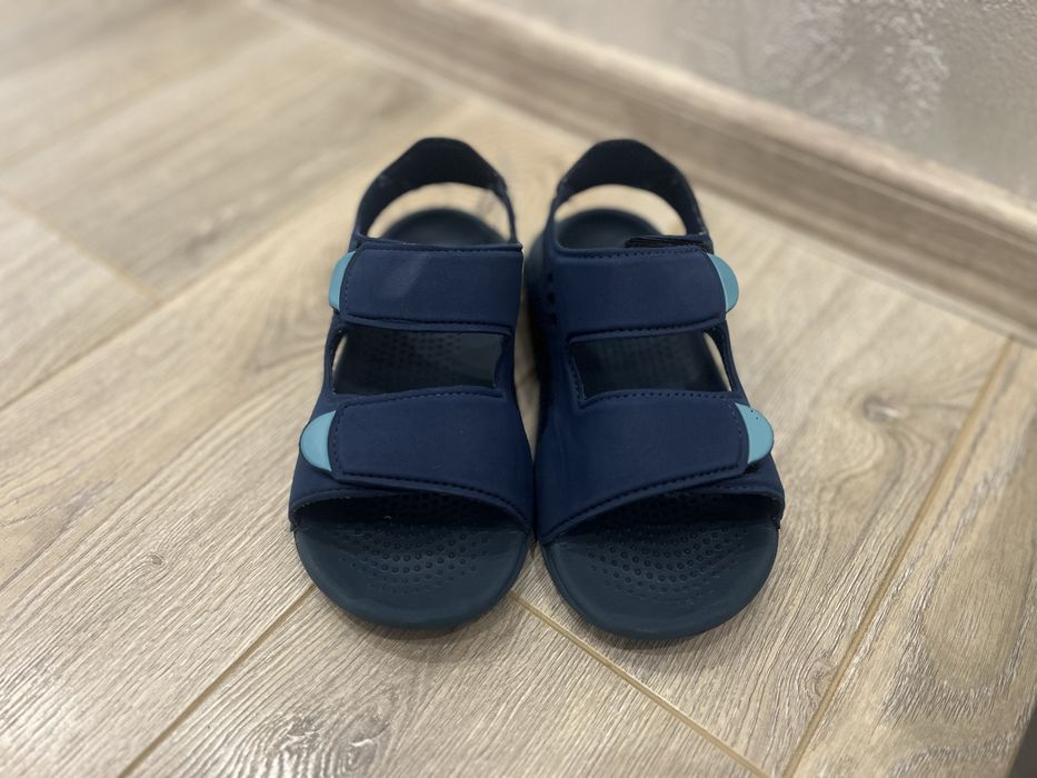 Сандали Adidas с лепенки