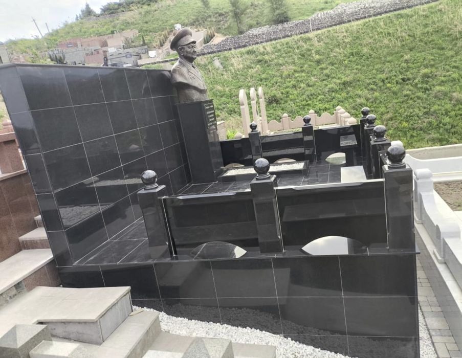 Памятники оградки