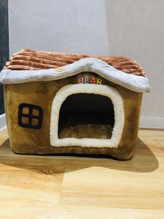 Домики для  кошек и  собак  маленких  пород