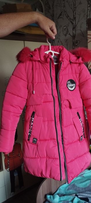 Пуховик на девочку 140-150см