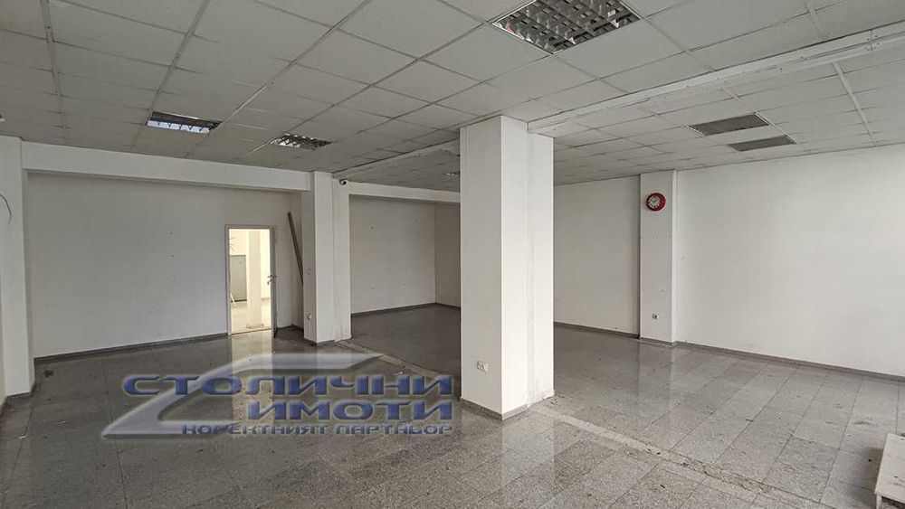 Дава се под наем Магазин в София, Център - 60 кв.м за 734.4 € - Снимка #1
