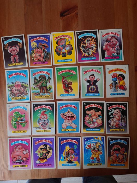 Cartonase de colectie Garbage Pail Kids 1985-1986