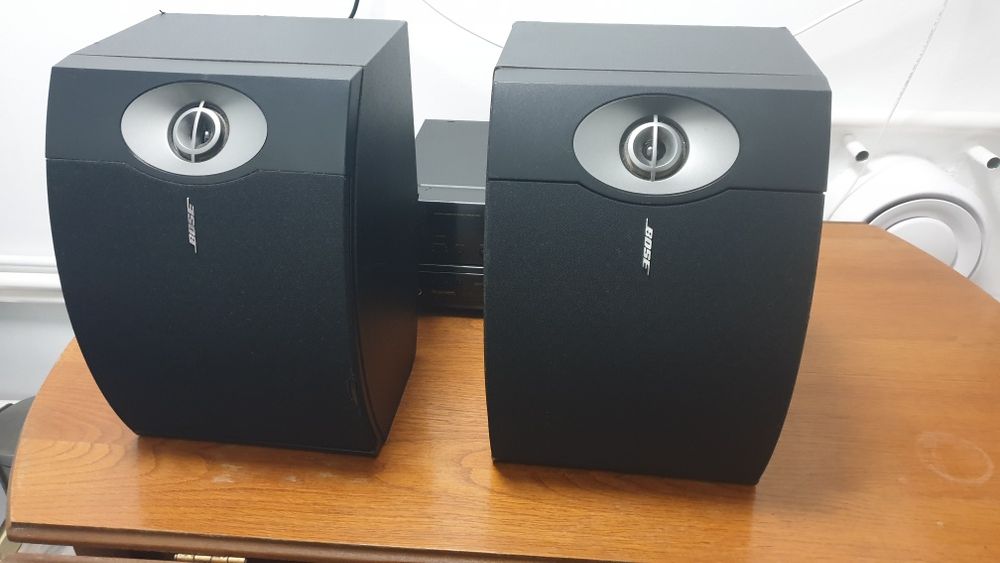 Boxe stereo Bose 301 V