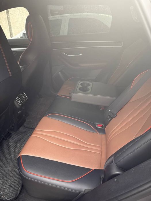 Byd song plus gibrid awd SROCHNA