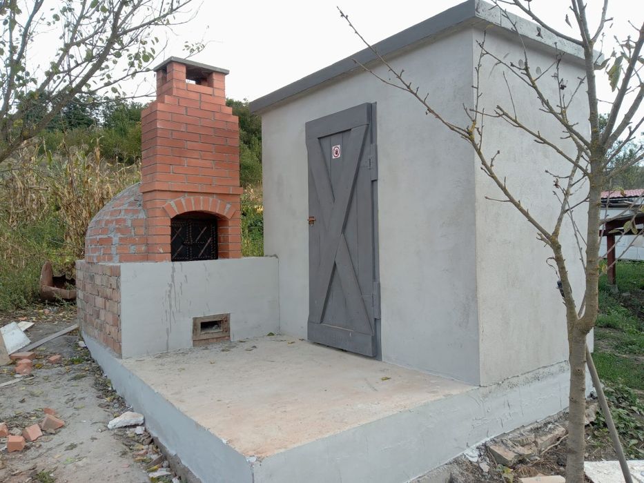 Fântână, afumătoare, toaletă de gradina,cuptor de pâine