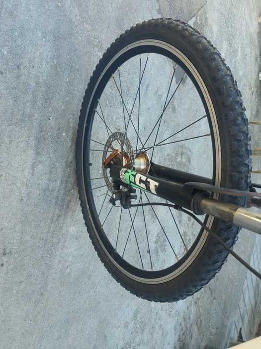 Vând bicicleta 26Inch