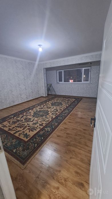 Qizlar uchun uzoq muddatga kvartira