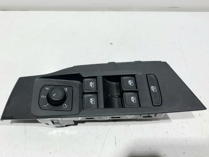 Butoane comanda geamuri electrice stanga fata Volkswagen Polo VI facel