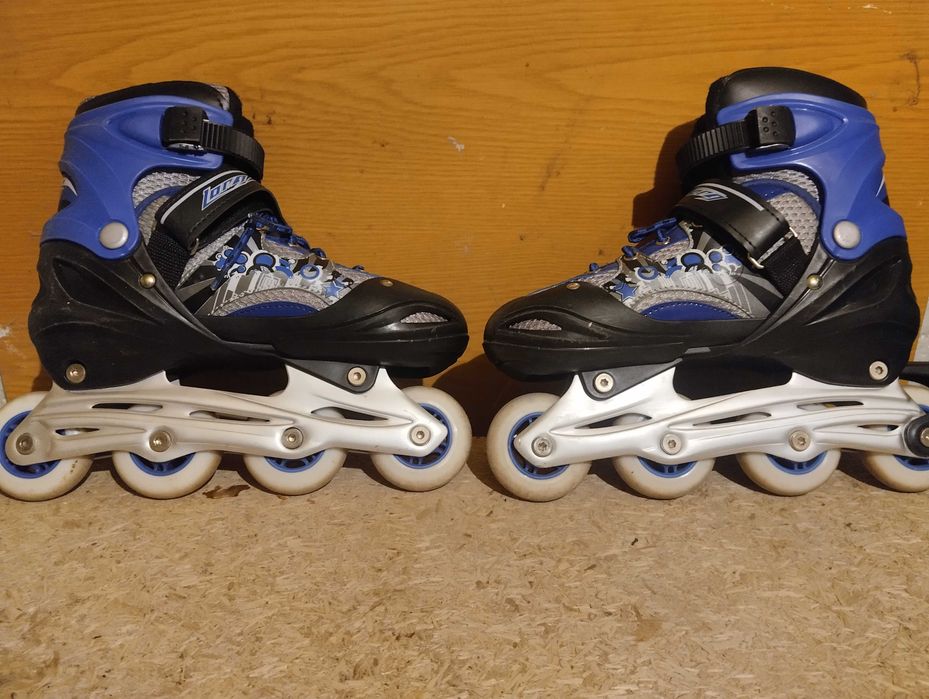 Продам коньки роликовые