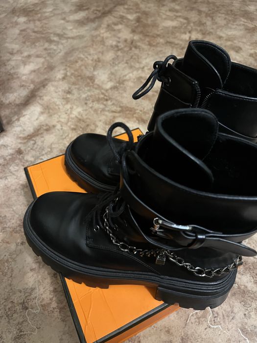 Ботинки демисизонные