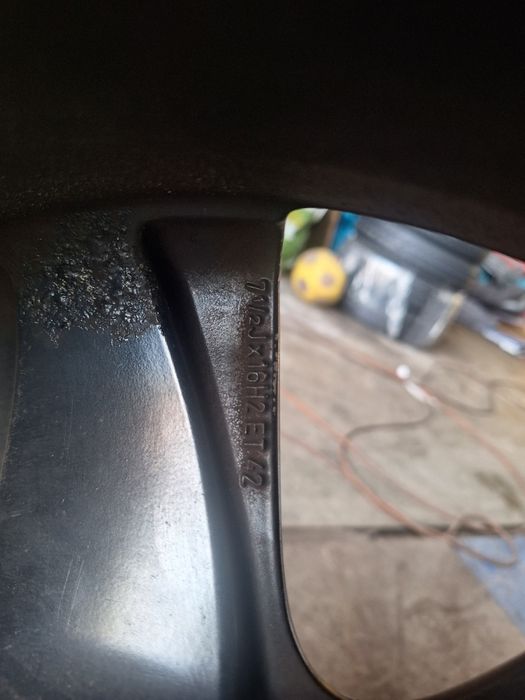 Jante mercedes cu cauciucuri 205 60 R16