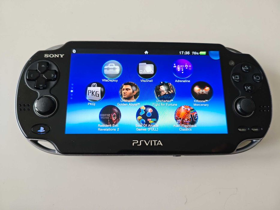 Sony PS Vita - качени много игри - Playstation Vita