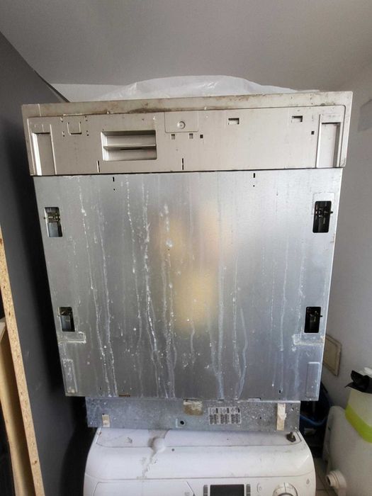 Whirlpool ADG 9965 - съдомиялна за вграждане за ремонт/части
