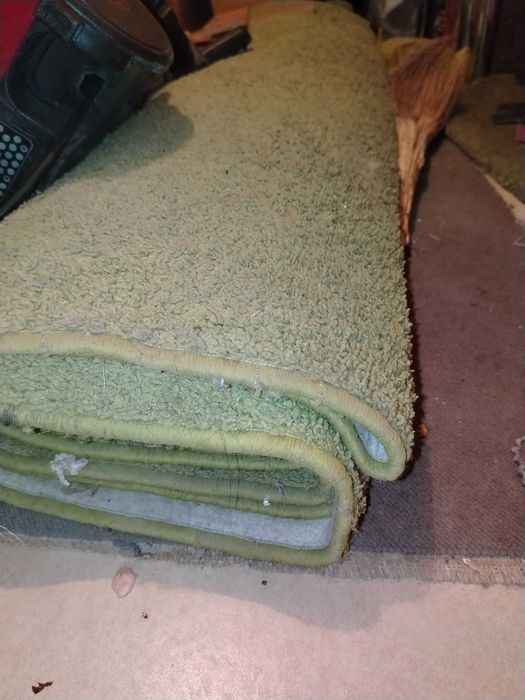 Ковролан сатылады