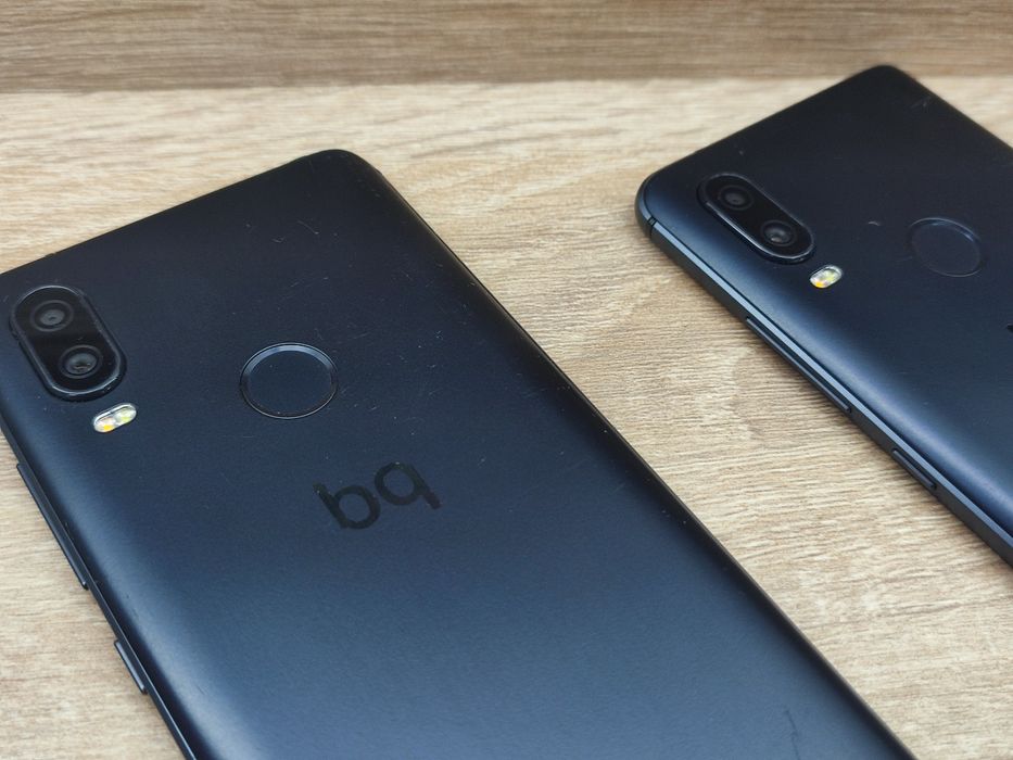 BQ Aquaris X2 IMPECABILE - pentru piese (2 bucăți)