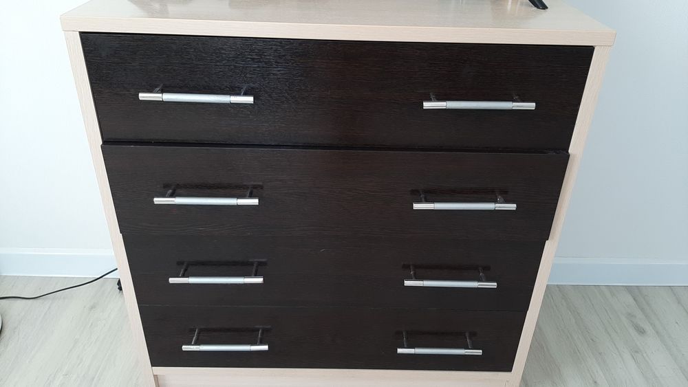 Продам комод состояние отличное 15000 тенге.