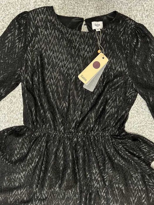 Rochie volane neagră L