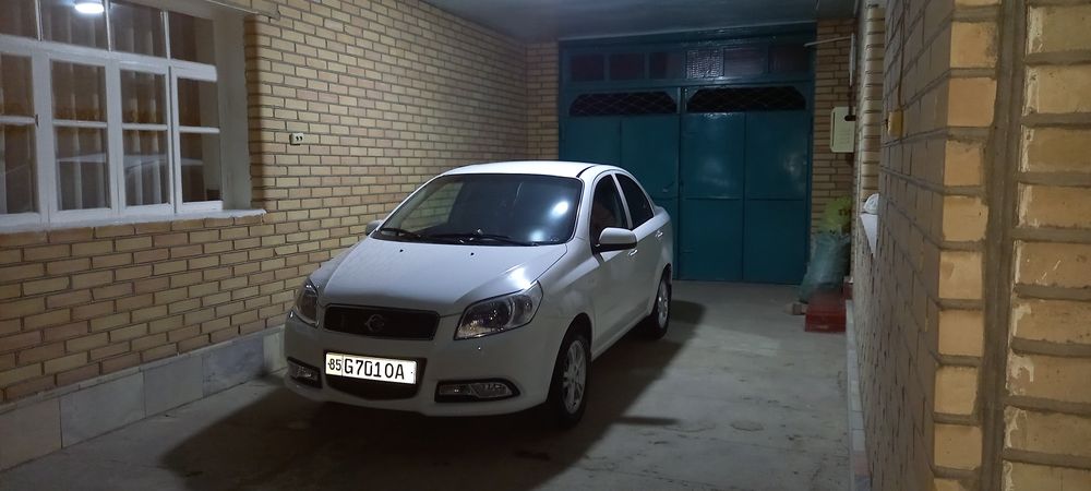 Нехиа 3 равон сотилади