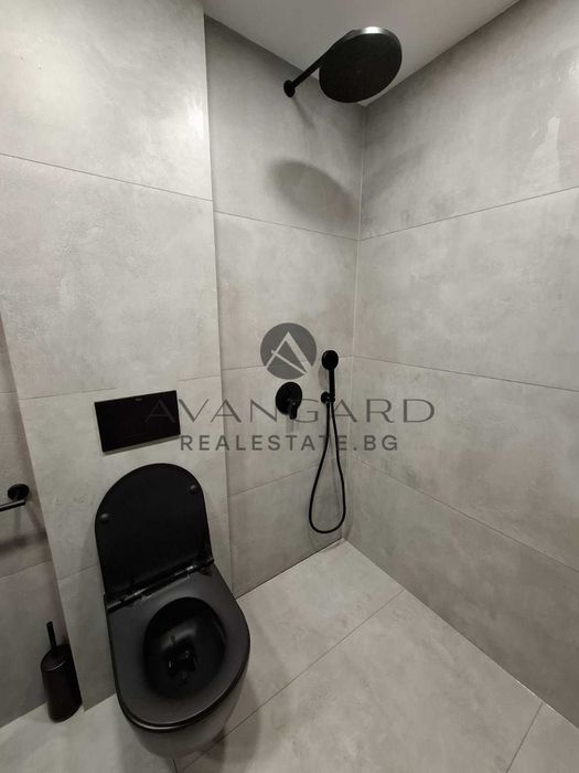 оф.23764 Луксозен четиристаен/ Център