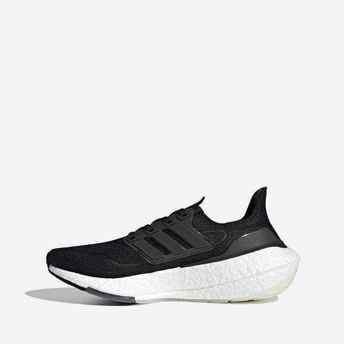 Оригинални дамски маратонки * ADIDAS ULTRABOOST 21 * 38.5 ,40.5