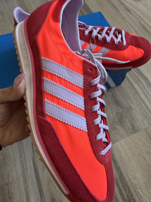 Оригинални цветни маратонки Adidas SL72 ! 40,41,42,44 н