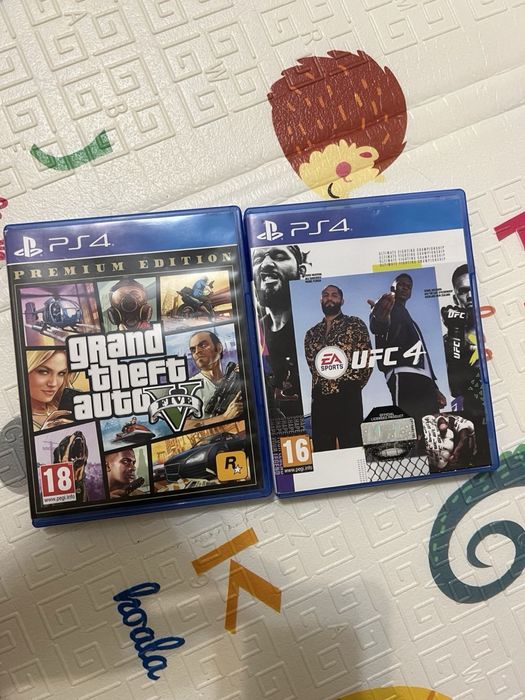 Продам Плестейшн 4 хорошем состоянием