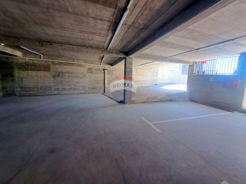 Дава се под наем Гараж / Паркомясто в Варна, Владислав Варненчик - 13 кв.м за 51 € - Снимка #2