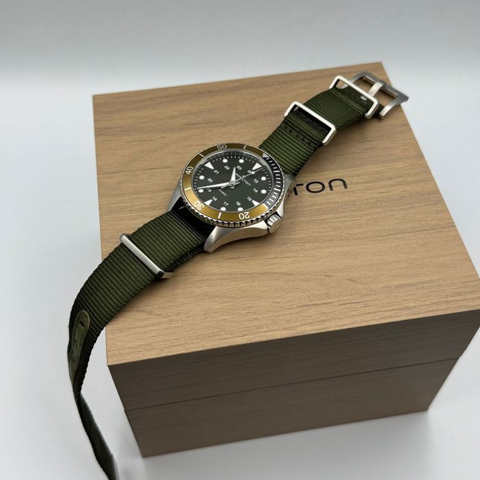 Amanet F28: Ceas Hamilton Khaki Navy Scuba HB2241961