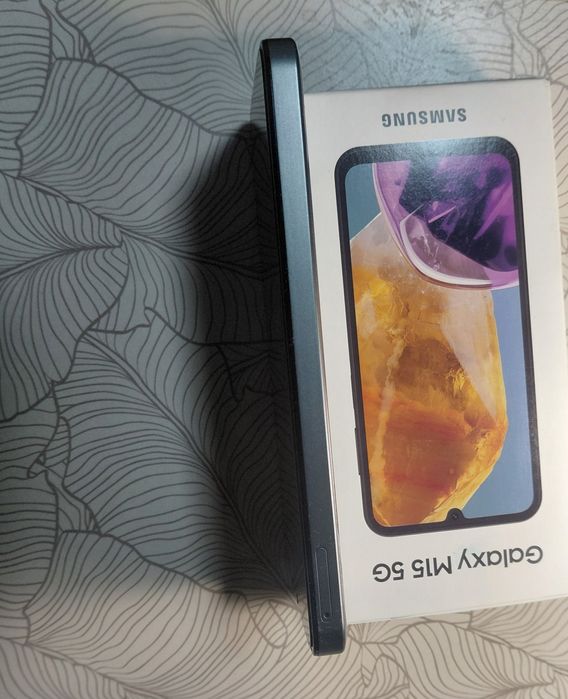 Продам смартфон Samsung M15 5G