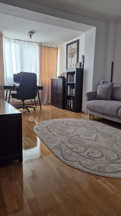 Apartament 4 camere 125 mp