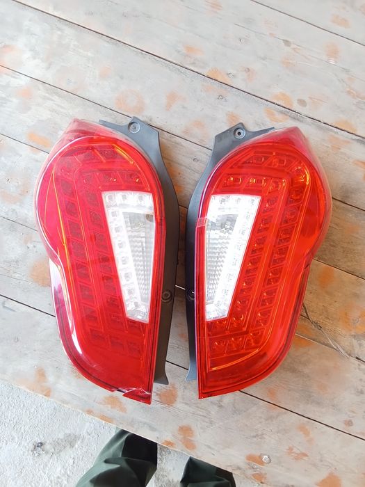 Spark orqa STOP farasi