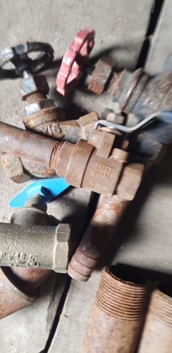 Продам сгоны,муфты,краны