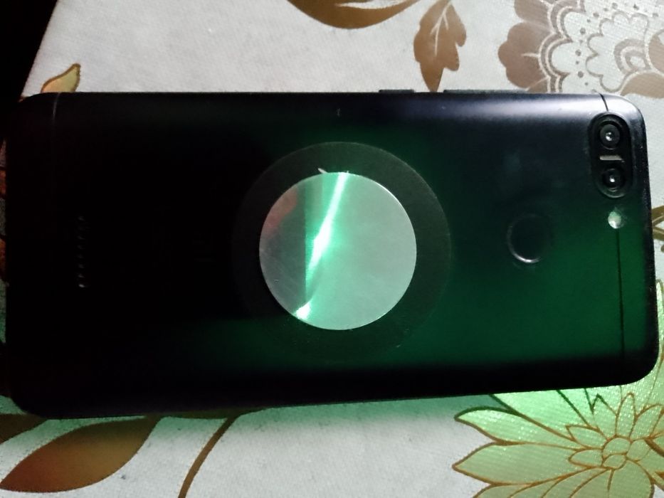 Продам телефон редми 6