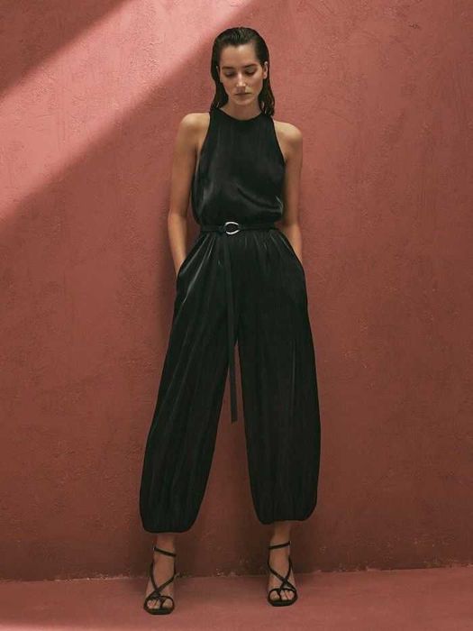 Гащеризон Massimo Dutti и Копринена рокля Weekend Max Mara