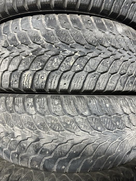 Шины 235/70R16 (2шт)