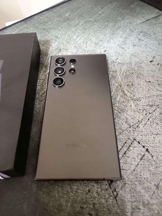 Samsung s24 Ultra, black, отличен