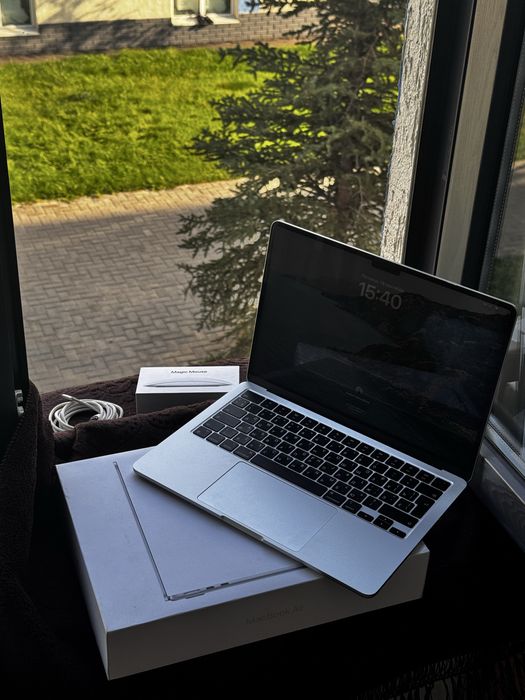 MacBook Air 13,6″ на Apple M2