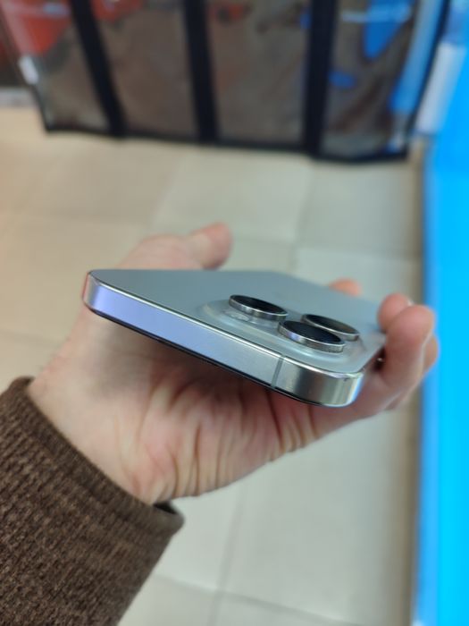 iphone 15 pro max 256gb | srochno | palasa | 555$