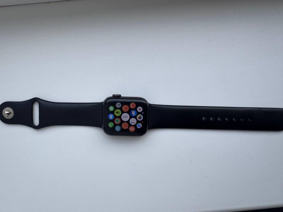 Apple watch SE 2024