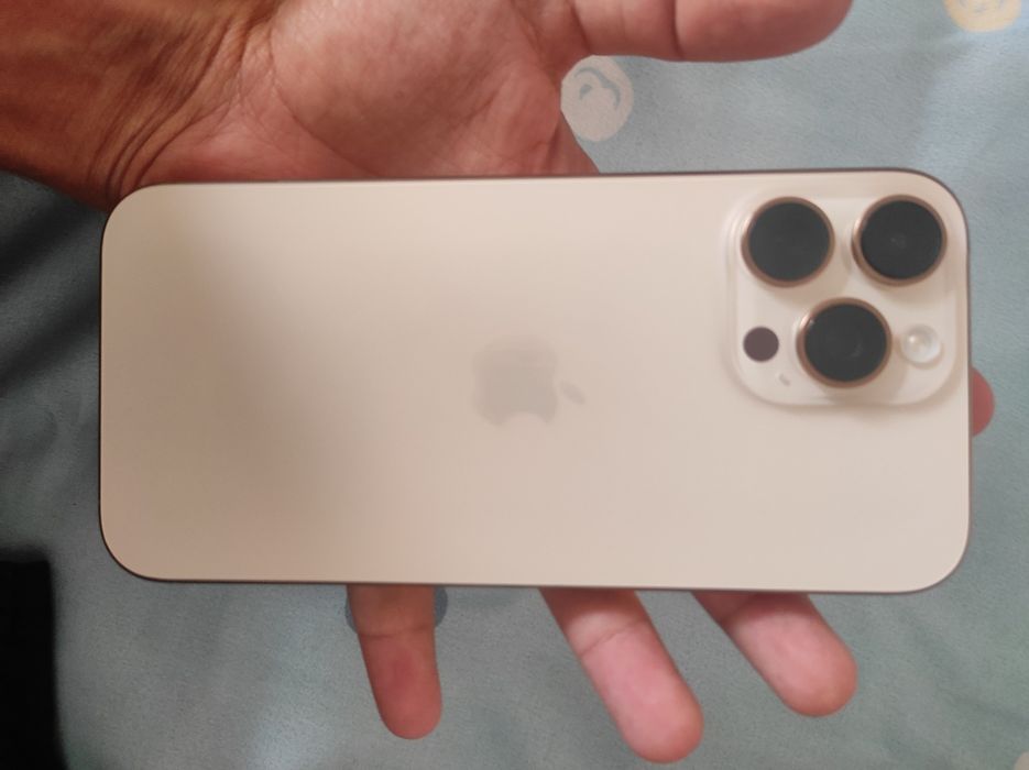 iPhone 16 pro max