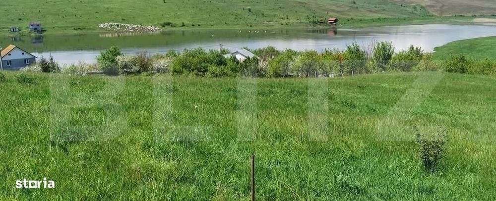 Investitie ! Teren intravilan construibil 1600 mp, panorama lac Campen