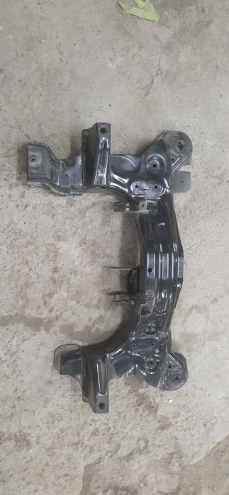 Прадается балка ласетти 1.8 б/у. 700.000.сум.