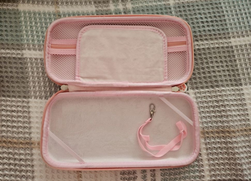 Husă pentru Nintendo Switch nou-nouță