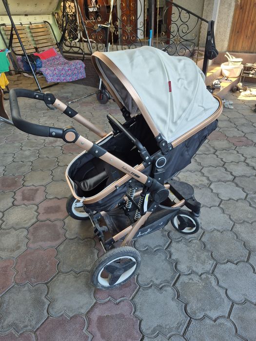 Продам коляску в отличном состоянии.