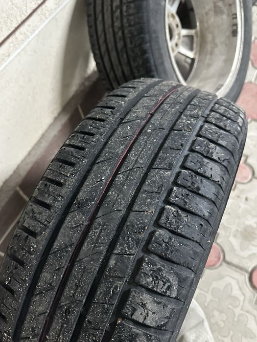Продам комплект  дисков с резиной R16