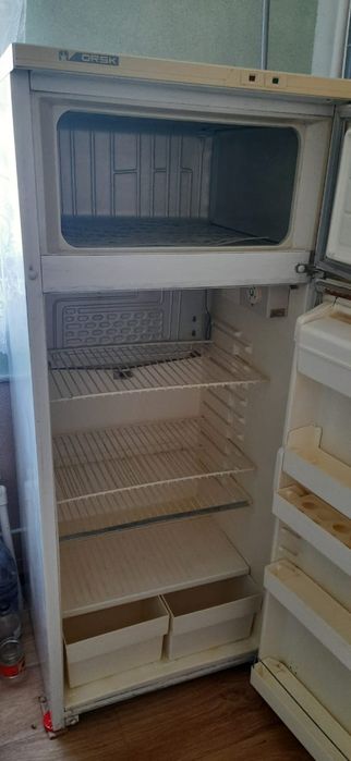 Продаётся холодильник