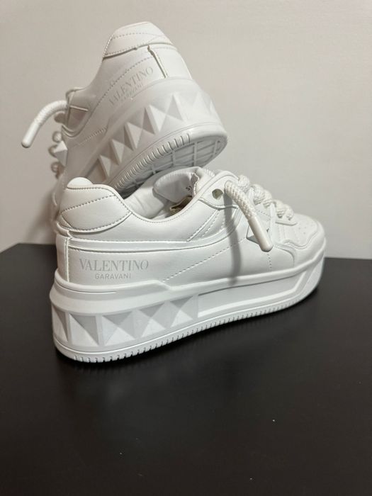 Adidasi Valentin o Garavan i - One Stud Low | sneakers - Noi